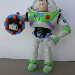buzz l éclair jouet