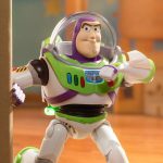 buzz l éclair jouet